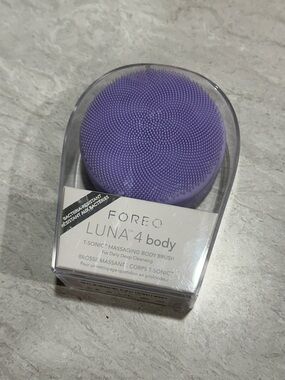 FOREO LUNA 4 Body T-Sonic Massaging Body Brush